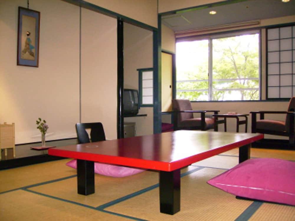 อิกะโฮะ ออนเซน ชิงกิ Hotel Shibukawa ภายนอก รูปภาพ
