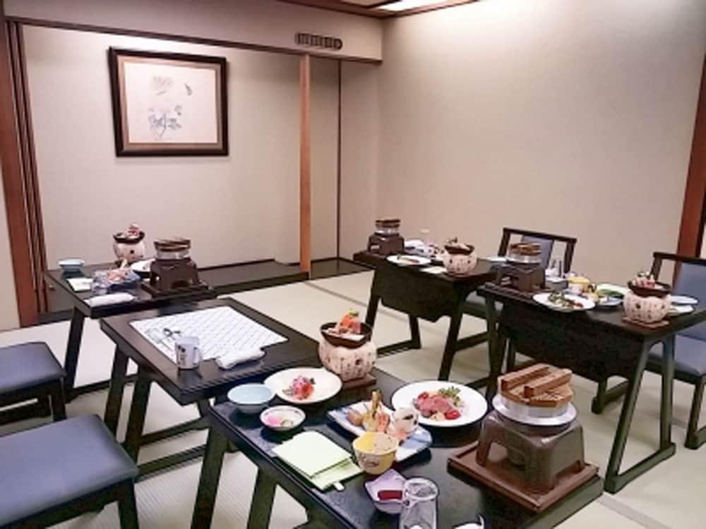 อิกะโฮะ ออนเซน ชิงกิ Hotel Shibukawa ภายนอก รูปภาพ